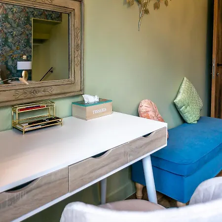 The Newport - Incl 3h Wellness & Use Ebikes & Breakfast Bed & Breakfast *