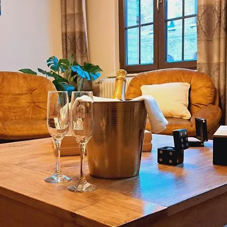 The Newport - Incl 3h Wellness & Use Ebikes & Breakfast Bed & Breakfast